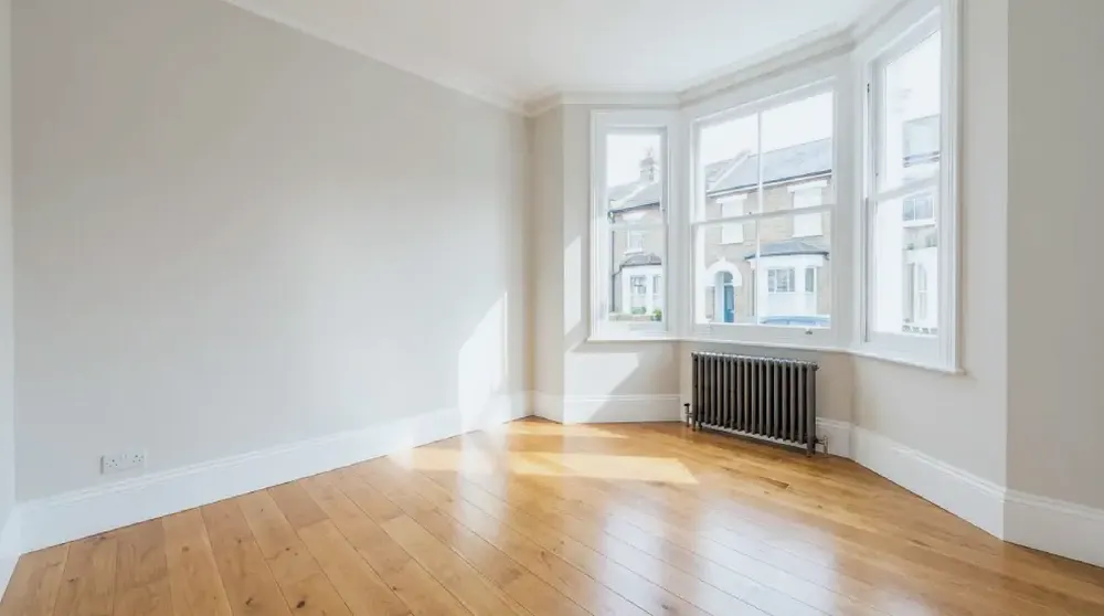 Living Areas cleaning in Croydon