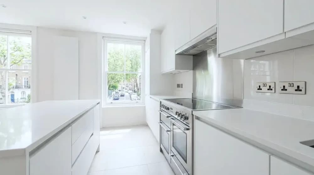 Kitchen cleaning in Sutton