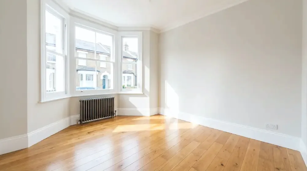 Living Areas cleaning in Hillingdon