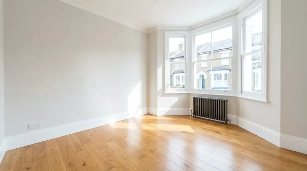 Living Areas cleaning in Hounslow